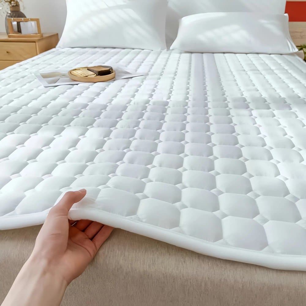 Mattress protector hero 2